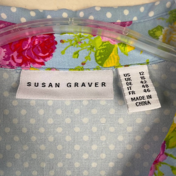 💥BOGO💥 Susan Graver Blue Polka Dot Blouse with Floral Pocket - Picture 6 of 10